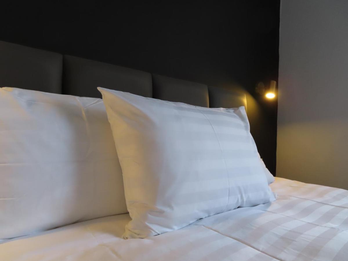 White Moon Inn 耶路撒冷 外观 照片